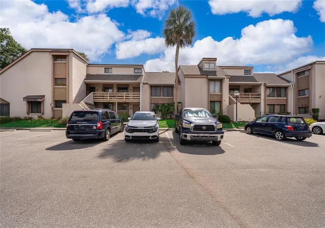 3rd image of 228 Orienta Point St #228, Altamonte Springs, FL 32701 | MLS# O6410564