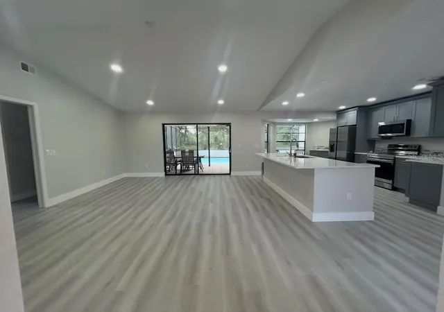 Photo 2 of Single family home for sale at 11189 Linden Dr, Spring Hill, FL 34609 | MLS# TB8511945 | Listing updated on 2026-08-31