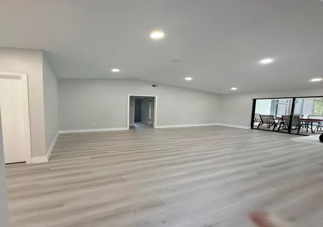 4th image of 11189 Linden Dr, Spring Hill, FL 34609 | MLS# TB8511945