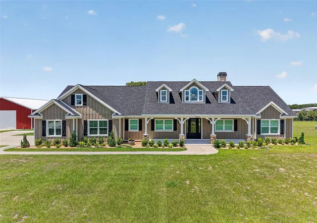 Photo 1 of Single family home for sale at 5496 Nantahala Ln, Lady Lake, FL 32159 | MLS# G5112837 | Listing updated on 2026-07-16