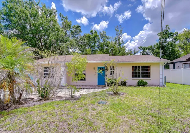 Homes for sale in Tampa, FL | 7905 N Fremont Ave, Tampa, FL 33604 | MLS# TB8511953