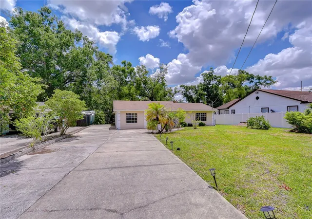 Homes for sale in Tampa, FL | 7905 N Fremont Ave, Tampa, FL 33604 | MLS# TB8511953