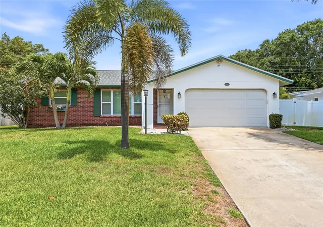 2nd image of 14161 Hetrick Cir N, Largo, FL 33774 | MLS# TB8511957