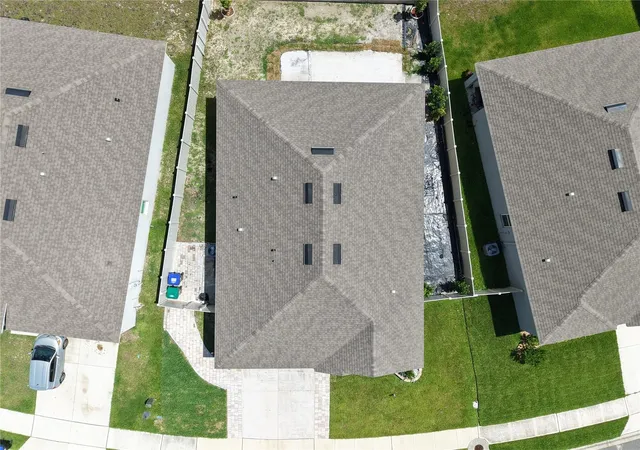 3rd image of 11370 Amber Ridge Dr, Zellwood, FL 32798 | MLS# S5150538