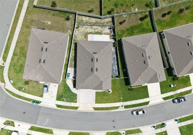 4th image of 11370 Amber Ridge Dr, Zellwood, FL 32798 | MLS# S5150538