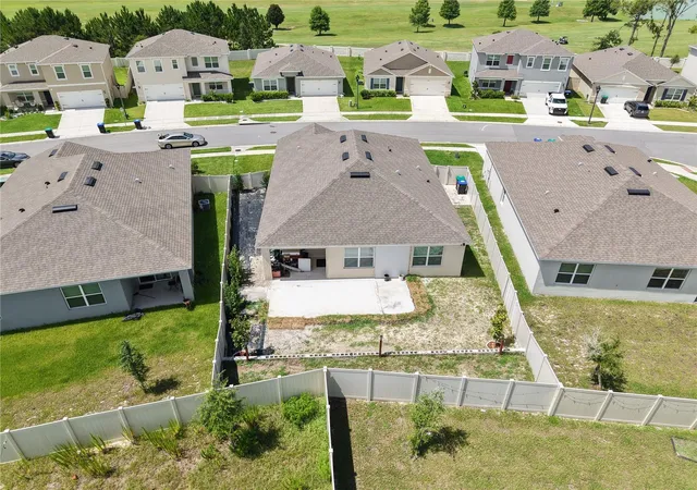 5th image of 11370 Amber Ridge Dr, Zellwood, FL 32798 | MLS# S5150538