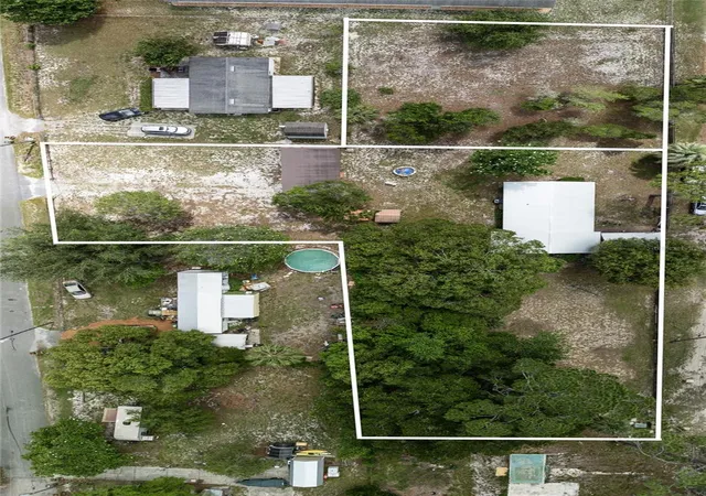Homes for sale in Paisley, FL | 27751 Luella Ave, Paisley, FL 32767 | MLS# V4949265