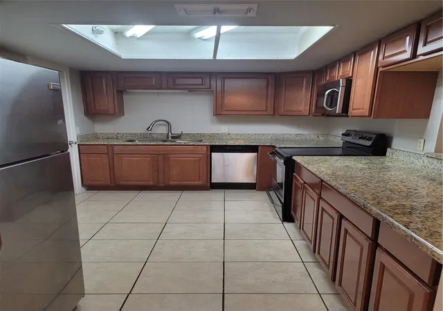 Listing Photo 4 - Condo for sale in building located at 2417 Barley Clb Dr, Orlando, FL 32837 - Unit #5