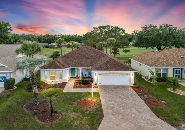 1st image of 2121 Gerardo Ave, Lady Lake, FL 32159 | MLS# G5112843