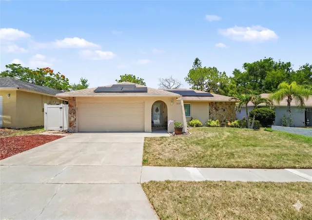 2nd image of 2627 Surrey Dr, Palm Harbor, FL 34684 | MLS# TB8512001