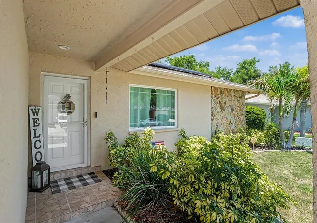 3rd image of 2627 Surrey Dr, Palm Harbor, FL 34684 | MLS# TB8512001