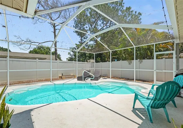 5th image of 2627 Surrey Dr, Palm Harbor, FL 34684 | MLS# TB8512001