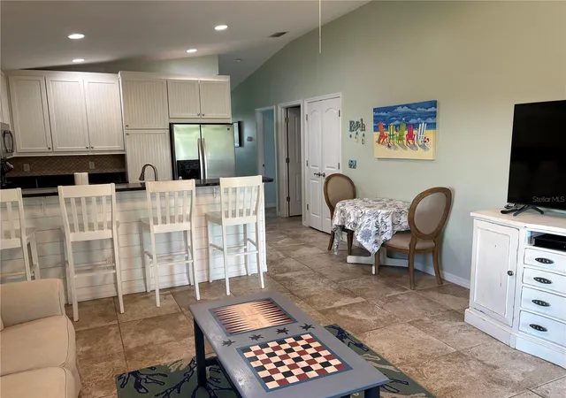 4th image of 303 62Nd St, Holmes Beach, FL 34217