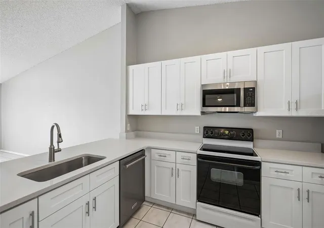 2nd image of 1008 Olliff Wy, Oviedo, FL 32765 | MLS# O6410652