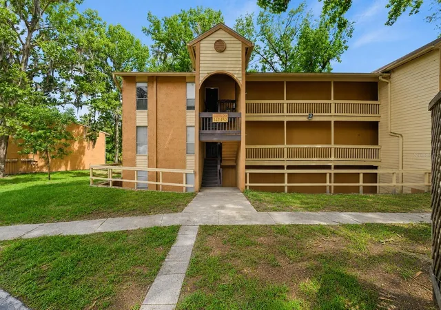 Homes for sale in Gainesville, FL | 1810 Nw 23rd Blvd #151, Gainesville, FL 32605 | MLS# GC540604