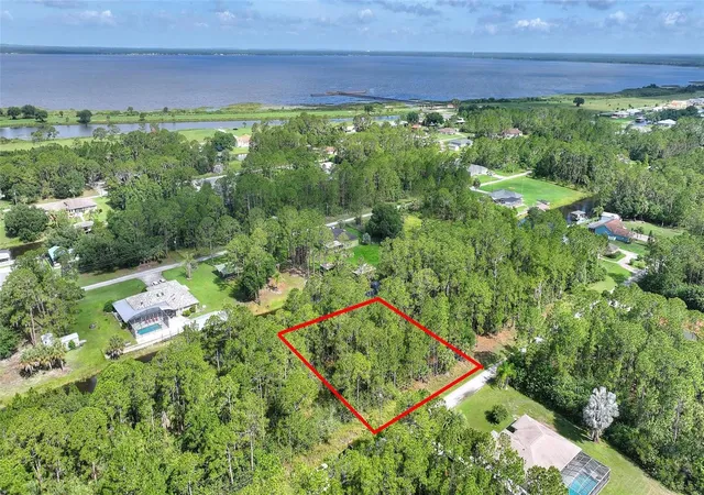 2nd image of 25 Amaryllis Dr, Indian Lake Estates, FL 33855 | MLS# P4938804