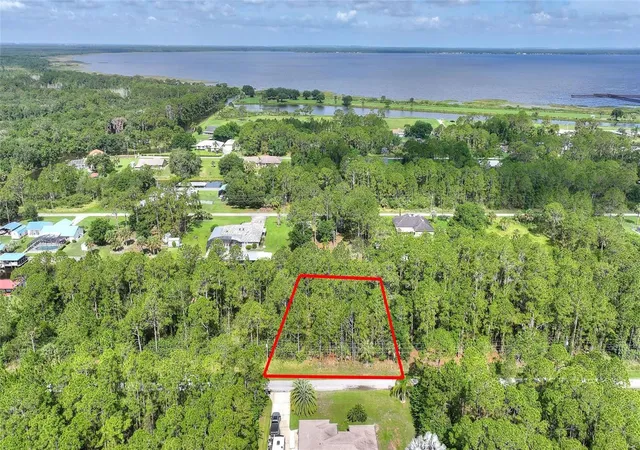 image of 25 Amaryllis Dr, Indian Lake Estates, FL 33855 | MLS# P4938804