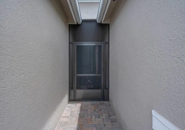 4th image of 4844 Avila Lakes Dr, Wimauma, FL 33598 | MLS# TB8512043