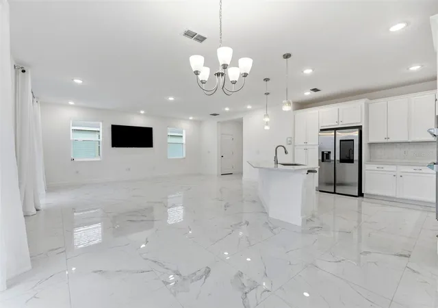 Photo 3 of Single family home for sale at 5232 Wishing Arch Dr, Apollo Beach, FL 33572 | MLS# TB8512066 | Listing updated on 2026-08-19