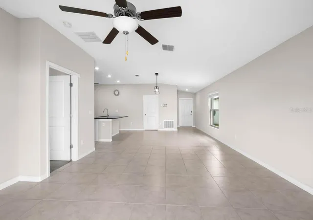4th image of 6823 King Creek Dr, Sun City Center, FL 33573 | MLS# TB8512069