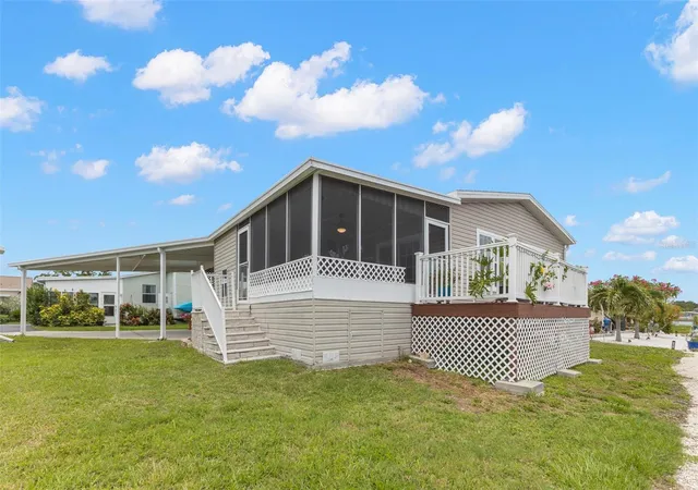 Photo 4 of Manufactured home for sale at 124 Americana Ct NE #214, Saint Petersburg, FL 33702 | MLS# TB8512099 | Listing updated on 2026-09-25