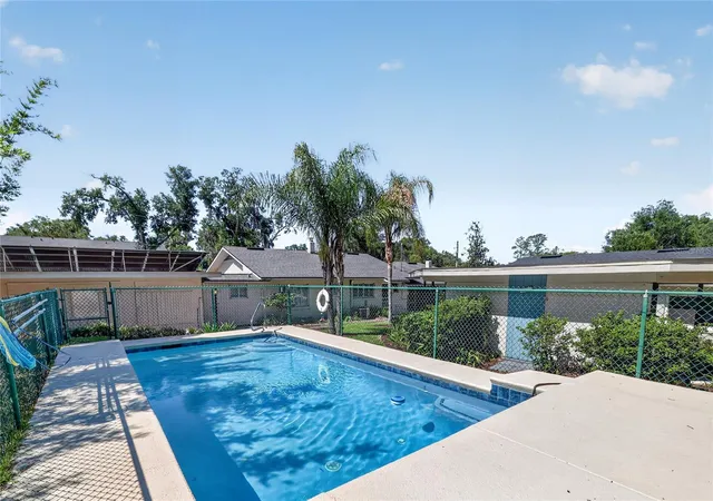 45th image of 1012 N Baker St, Mount Dora, FL 32757 | MLS# G5112858