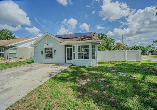 Photo 2 of Single family home for sale at 7601 Limebury Ct, Tampa, FL 33625 | MLS# TB8512117 | Listing updated on 2026-06-06