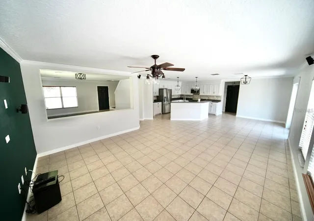 Photo 4 of Single family home for sale at 4621 Yellow Bay Dr, Kissimmee, FL 34758 | MLS# S5150584 | Listing updated on 2026-06-18