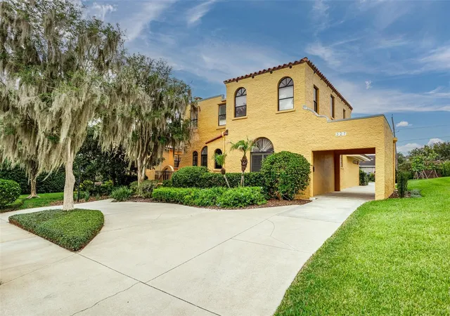 Photo 1 of Single family home for sale at 327 Miramar Rd, Lakeland, FL 33803 | MLS# L4962185 | Listing updated on 2026-08-29