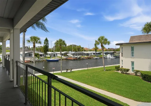 Listing Photo 3 - Condo for sale in building located at 5108 Amulet Dr, NEW PORT RICHEY, FL 34652 - Unit #205