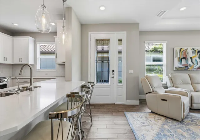5th image of 6242 Grandview Hill Ct, Bradenton, FL 34203 | MLS# A4694798