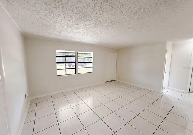 3rd image of 459 Notre Dame Dr, Altamonte Springs, FL 32714 | MLS# O6410768