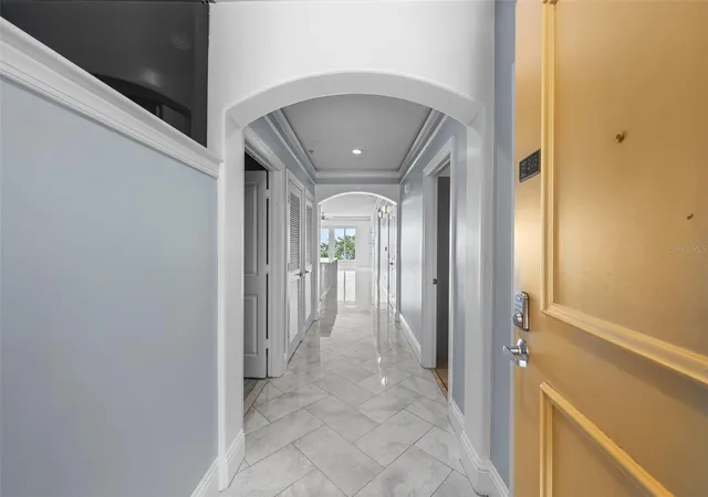 Photo 3 of Condo for sale at 509 W Bay St #305, Tampa, FL 33606 | MLS# TB8512145 | Listing updated on 2026-08-14