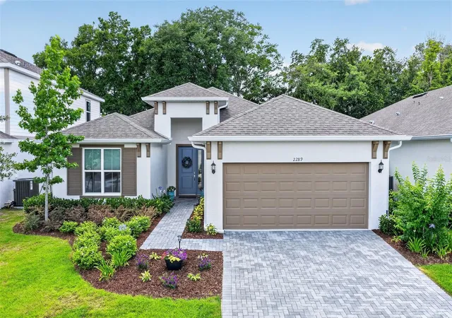 Photo 1 of Single family home for sale at 2289 Sirena Ln, Mount Dora, FL 32757 | MLS# G5112861 | Listing updated on 2026-08-11