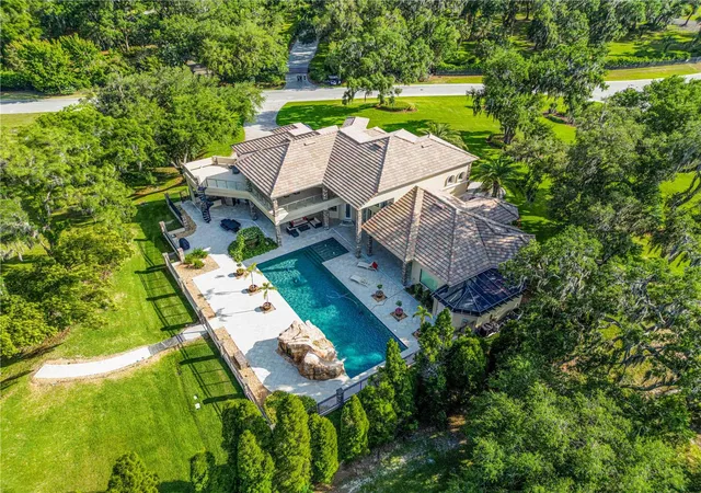Photo 3 of Single family home for sale at 410 Canterwood Dr, Mulberry, FL 33860 | MLS# L4962191 | Listing updated on 2026-06-06