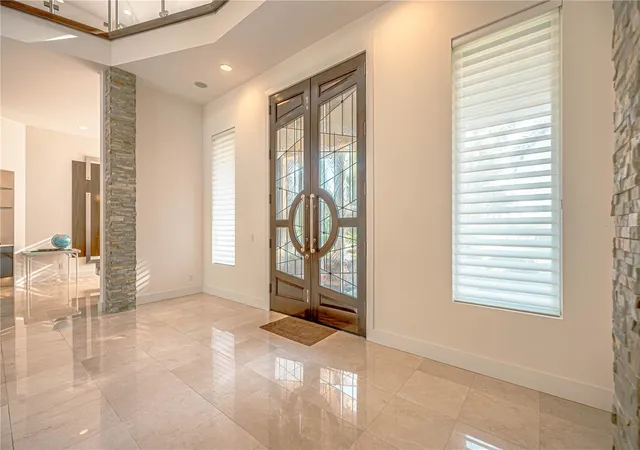 Photo 3 of Single family home for sale at 410 Canterwood Dr, Mulberry, FL 33860 | MLS# L4962191 | Listing updated on 2026-06-06