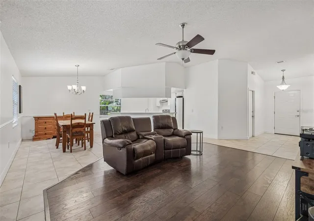 5th image of 126 S Saint Cloud Ave, Valrico, FL 33594 | MLS# TB8512173
