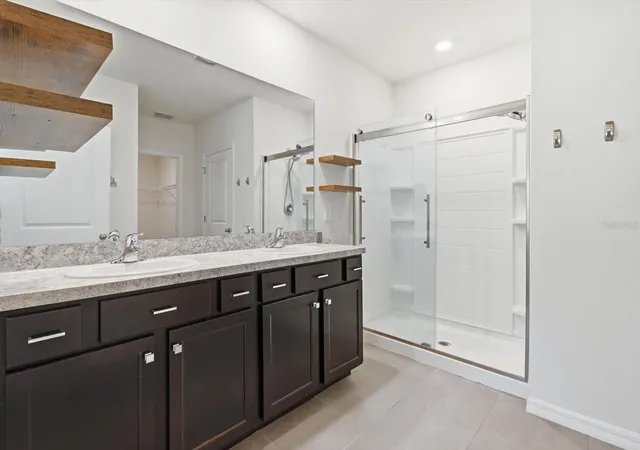 Photo 36 of Single family home for sale at 660 Hickory Crse Loop, Ocala, FL 34472 | MLS# OM725363 | Listing updated on 2026-09-15