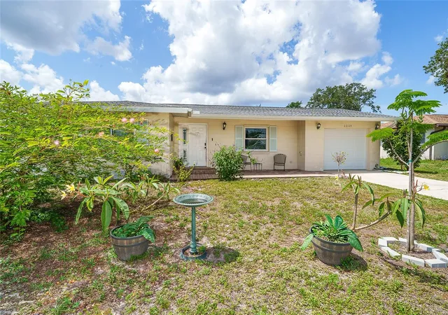 Homes for sale in Port Charlotte, FL | 22129 Rochester Ave, Port Charlotte, FL 33952 | MLS# D6147584