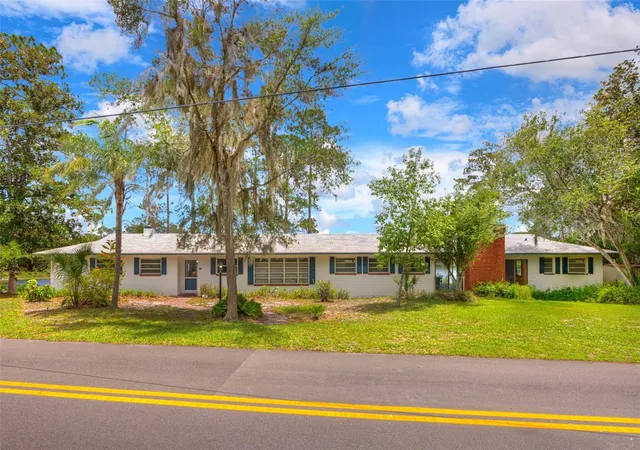 1st image of 33 Willow Ln, Deland, FL 32724 | MLS# V4949278
