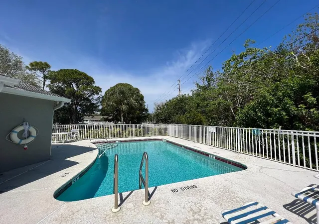 49th image of 9485 Hamlin Blvd #8, Seminole, FL 33776 | MLS# W7886088