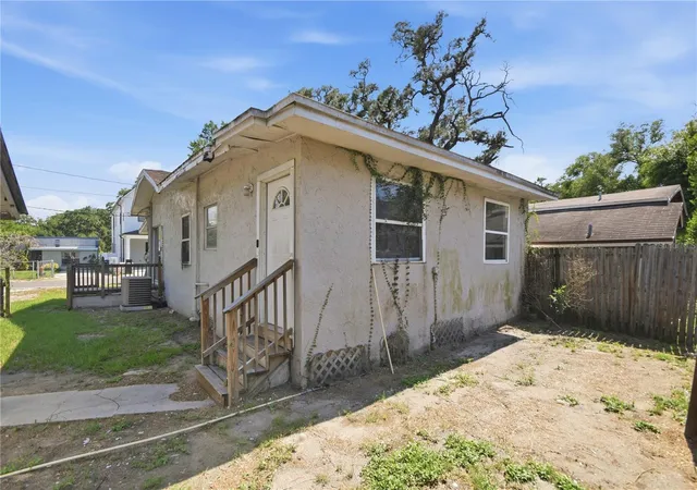 13th image of 1406 E Louisiana Ave, Tampa, FL 33603 | MLS# O6410805