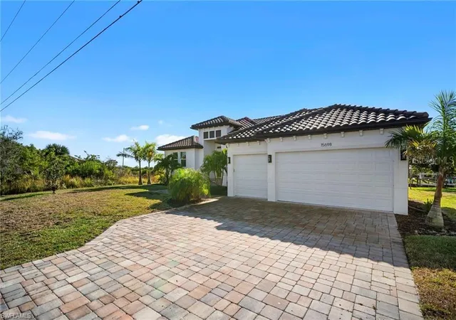 Photo 2 of Single family home for sale at 15698 Meacham Cir, Port Charlotte, FL 33981 | MLS# C7526566 | Listing updated on 2026-10-27