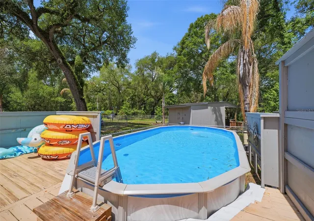 Photo 4 of Manufactured home for sale at 3183 Cedley Rd, Dade City, FL 33523 | MLS# W7886091 | Listing updated on 2026-08-07