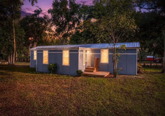 Photo 2 of Manufactured home for sale at 23939 Ne 121 Lane, Fort Mc Coy, FL 32134 | MLS# O6410827 | Listing updated on 2026-07-30