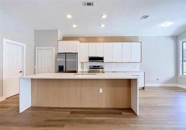 Photo 3 of Sale Pending at 5013 Terra Vista Way, Orlando, FL 32837 | MLS# O6410831 | Listing updated on 2026-09-26