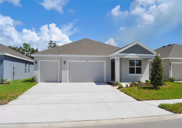 Photo 1 of Single family home for sale at 17608 Whiskey Crk Trl, Parrish, FL 34219 | MLS# A4694843 | Listing updated on 2026-10-28