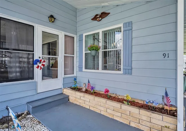 Photo 4 of Manufactured home for sale at 91 Mauna Loa Dr, Leesburg, FL 34788 | MLS# G5112872 | Listing updated on 2026-06-02