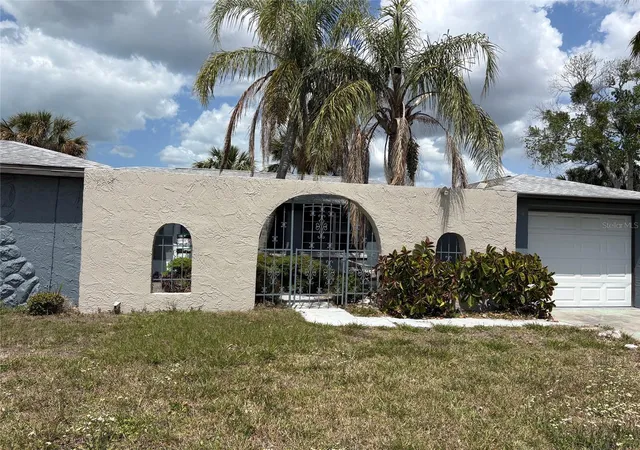 Photo 4 of Single family home for sale at 6301 Seabreeze Dr, Port Richey, FL 34668 | MLS# S5150605 | Listing updated on 2026-07-28
