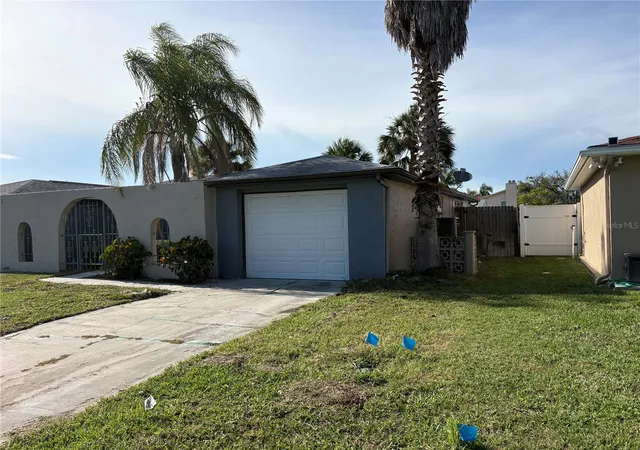Photo 3 of Single family home for sale at 6301 Seabreeze Dr, Port Richey, FL 34668 | MLS# S5150605 | Listing updated on 2026-07-28